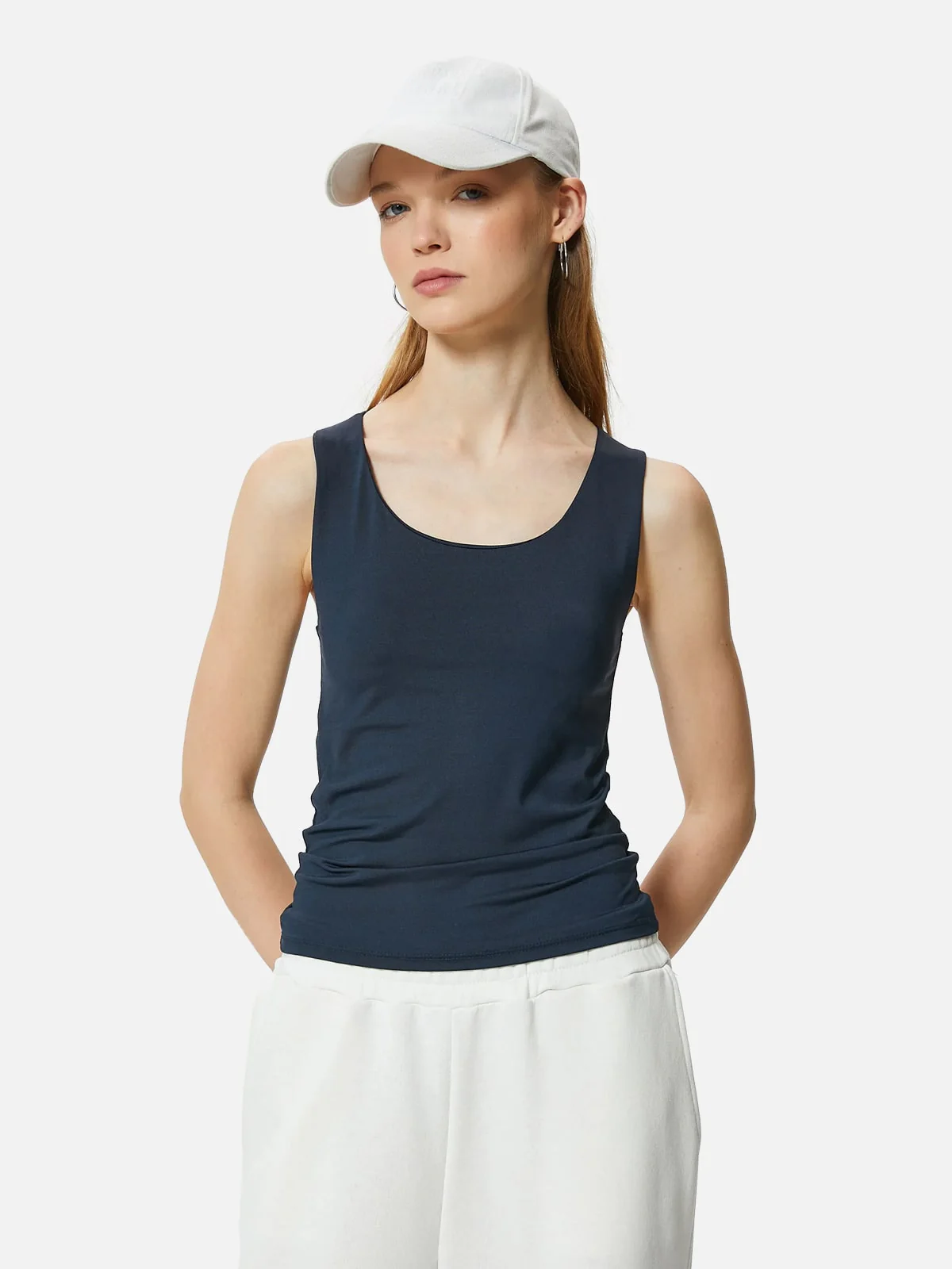 Basic Sleeveless Tank Top
